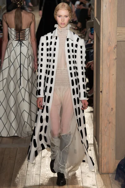Look 47